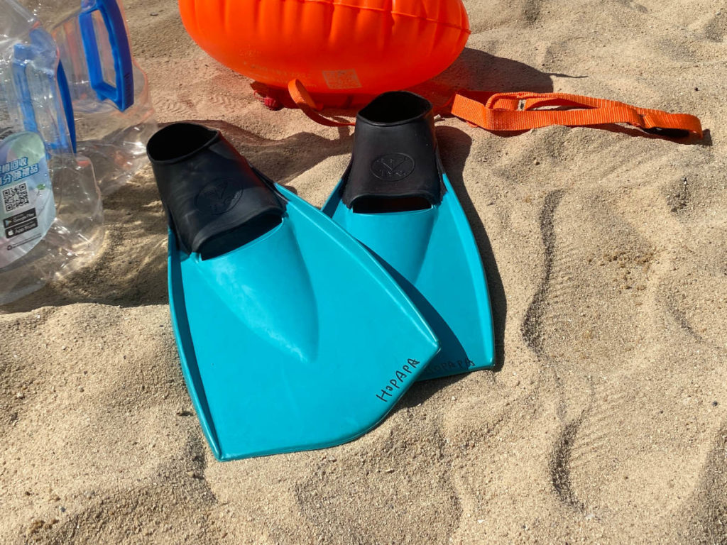 【蛙鞋種類】學游水 與潛水比較、功能、價錢及收納方法！